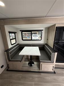 2026 Grand Design RV IMAGINE 21MBE - Photo 11 - Hatch, NM 87937