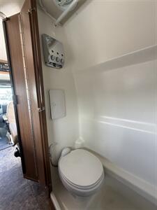 2014 Winnebago ERA 170XB   - Photo 10 - Hatch, NM 87937