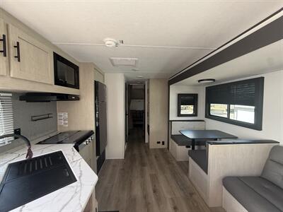 2025 SHASTA 530BQB OASIS   - Photo 18 - Hatch, NM 87937