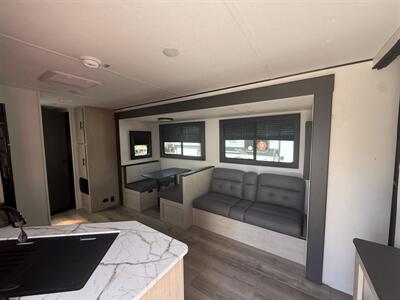 2025 SHASTA 530BQB OASIS   - Photo 7 - Hatch, NM 87937