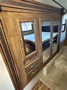 2017 Coachmen Chaparral Lite 28RLS - Photo 15 - Hatch, NM 87937