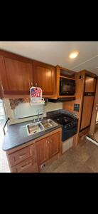 2017 Winnebago MINNIE WINNIE 26A - Photo 10 - Hatch, NM 87937