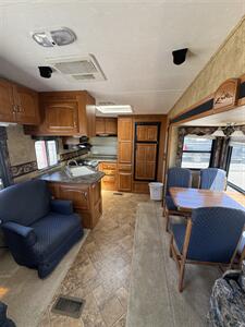 2008 Keystone COUGAR 292RKS - Photo 8 - Hatch, NM 87937