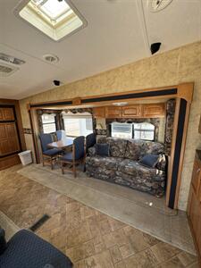 2008 Keystone COUGAR 292RKS - Photo 7 - Hatch, NM 87937