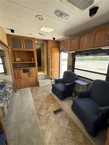 2008 Keystone COUGAR 292RKS - Photo 10 - Hatch, NM 87937