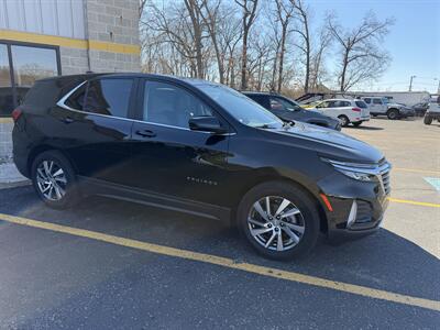2022 Chevrolet Equinox LT   - Photo 9 - Elkhart, IN 46514