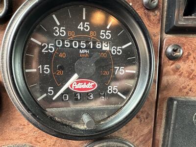 2005 Peterbilt 335 Dump Truck   - Photo 22 - Elkhart, IN 46514