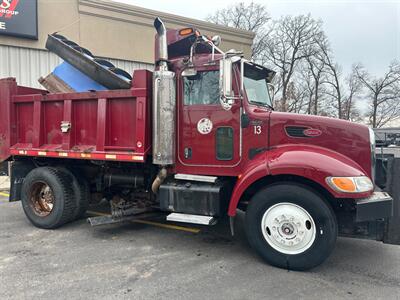 2005 Peterbilt 335 Dump Truck   - Photo 6 - Elkhart, IN 46514