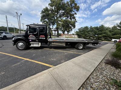 2025 Freightliner M2 106 - Photo 5 - Elkhart, IN 46514