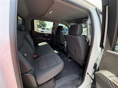 2020 Chevrolet Silverado 1500 RST - Photo 13 - Elkhart, IN 46514