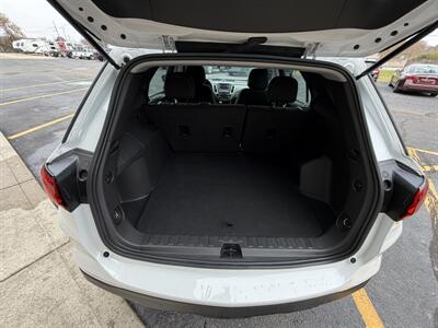2023 Chevrolet Equinox LS   - Photo 13 - Elkhart, IN 46514