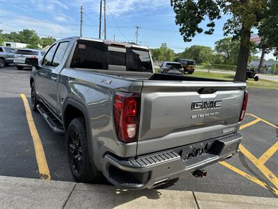 2021 GMC Sierra 1500 Elevation   - Photo 6 - Elkhart, IN 46514