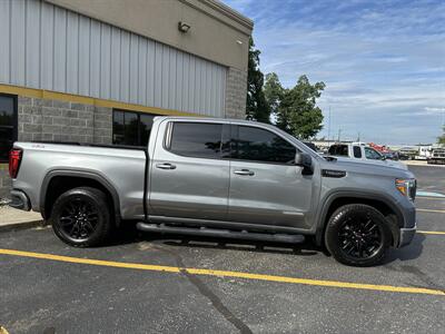 2021 GMC Sierra 1500 Elevation   - Photo 9 - Elkhart, IN 46514