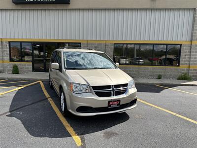 2015 Dodge Grand Caravan SXT   - Photo 11 - Elkhart, IN 46514