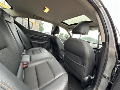 2019 Nissan Altima 2.5 SR   - Photo 14 - Elkhart, IN 46514