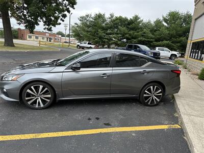 2019 Nissan Altima 2.5 SR   - Photo 22 - Elkhart, IN 46514