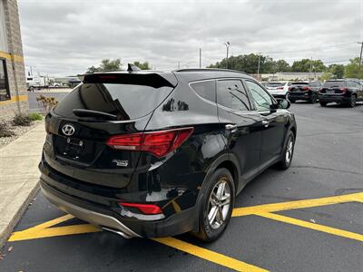 2017 Hyundai SANTA FE Sport 2.4L   - Photo 7 - Elkhart, IN 46514