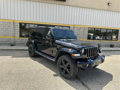 2022 Jeep Wrangler Unlimited High Altitude 4xe   - Photo 5 - Elkhart, IN 46514