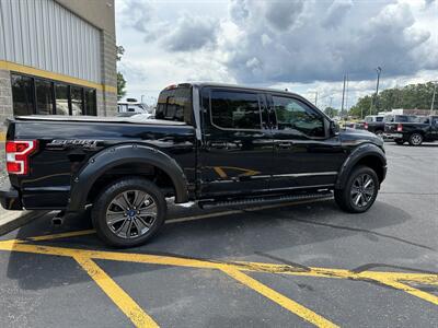 2018 Ford F-150 XLT   - Photo 12 - Elkhart, IN 46514