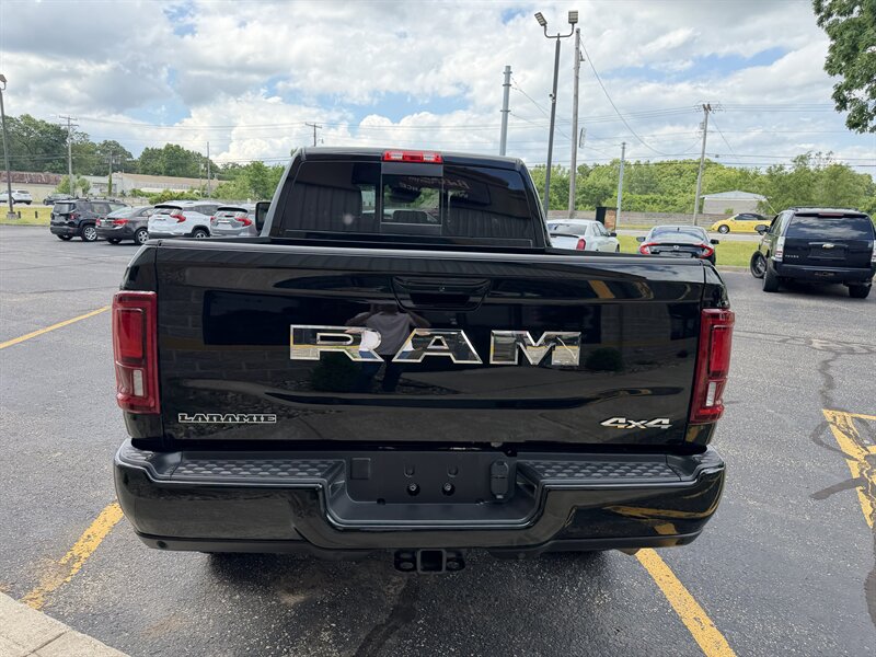 2026 RAM 2500 Laramie - Photo 6 - Elkhart, IN 46514
