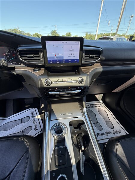 2020 Ford Explorer Limited - Photo 19 - Elkhart, IN 46514