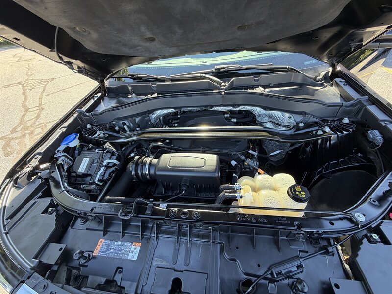 2020 Ford Explorer Limited - Photo 23 - Elkhart, IN 46514