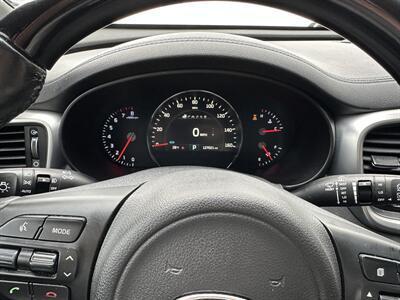 2017 Kia Sorento SX Limited V6   - Photo 16 - Elkhart, IN 46514