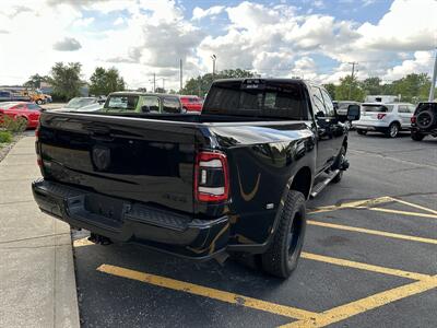 2024 RAM 3500 Laramie   - Photo 9 - Elkhart, IN 46514