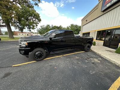 2024 RAM 3500 Laramie   - Photo 3 - Elkhart, IN 46514