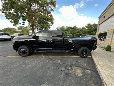 2024 RAM 3500 Laramie   - Photo 4 - Elkhart, IN 46514