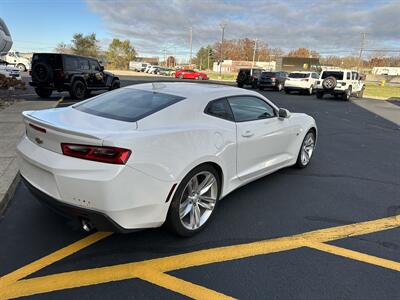 2018 Chevrolet Camaro LT   - Photo 6 - Elkhart, IN 46514