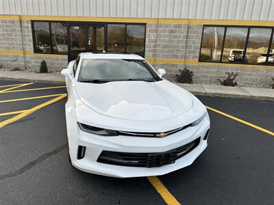 2018 Chevrolet Camaro LT   - Photo 9 - Elkhart, IN 46514