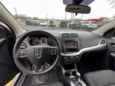 2013 Dodge Journey SXT   - Photo 12 - Elkhart, IN 46514