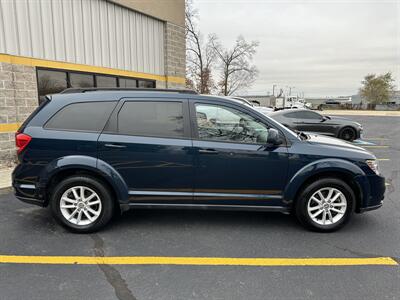 2013 Dodge Journey SXT   - Photo 6 - Elkhart, IN 46514