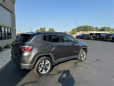 2018 Jeep Compass Limited   - Photo 2 - Elkhart, IN 46514