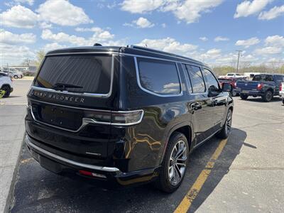 2023 Jeep Grand Wagoneer Series III   - Photo 7 - Elkhart, IN 46514