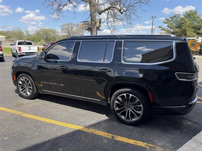2023 Jeep Grand Wagoneer Series III   - Photo 4 - Elkhart, IN 46514