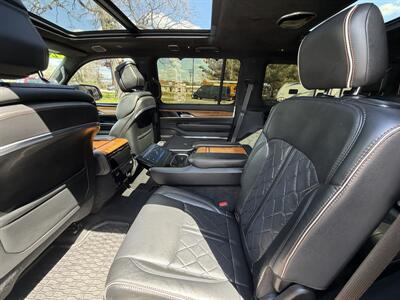 2023 Jeep Grand Wagoneer Series III   - Photo 17 - Elkhart, IN 46514