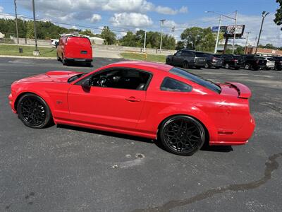 2007 Ford Mustang GT Premium   - Photo 4 - Elkhart, IN 46514