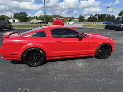2007 Ford Mustang GT Premium   - Photo 11 - Elkhart, IN 46514