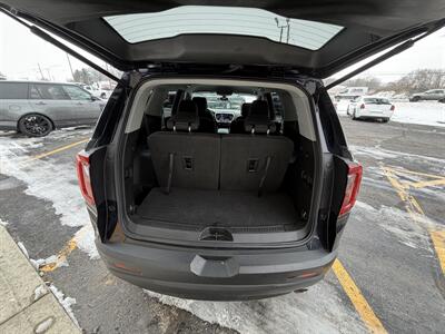 2021 GMC Acadia SLE - Photo 16 - Elkhart, IN 46514