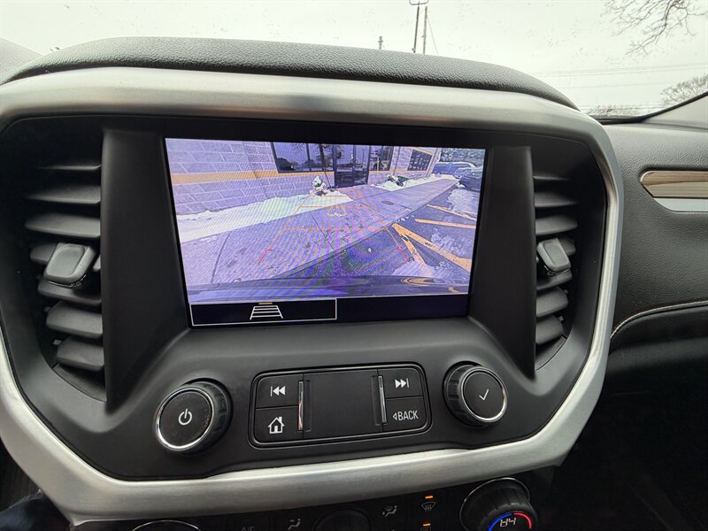 2021 GMC Acadia SLE - Photo 23 - Elkhart, IN 46514