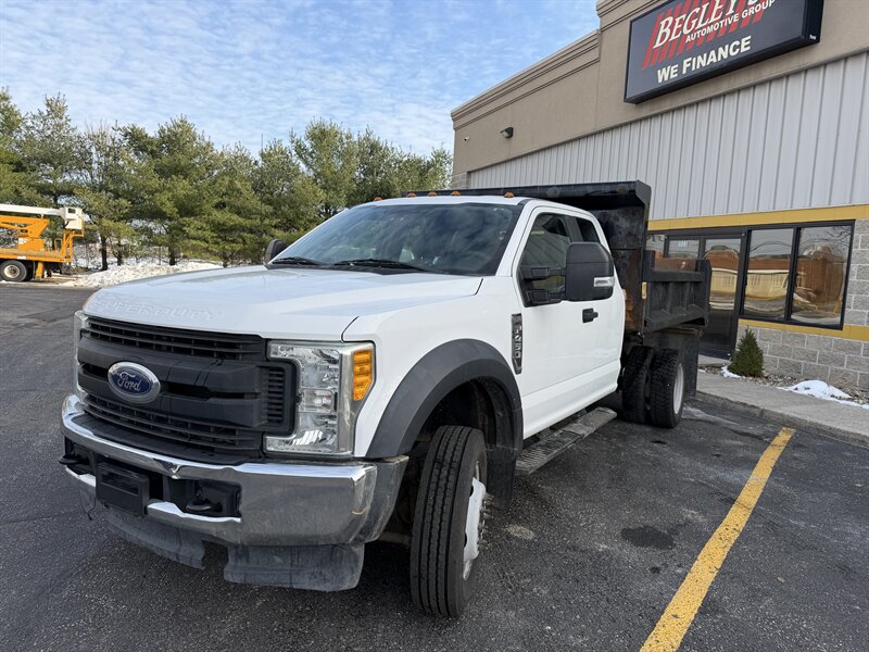 2017 Ford F-450 Super Duty Chassis Cab XL's photo