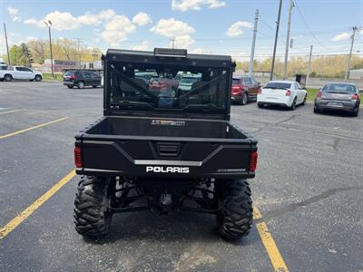 2016 Polaris Crew XP 900 EPS   - Photo 6 - Elkhart, IN 46514