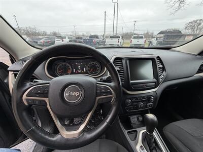 2015 Jeep Cherokee Latitude - Photo 16 - Elkhart, IN 46514