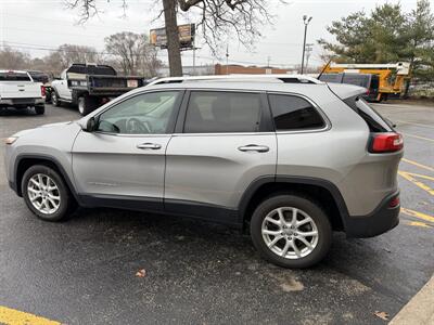 2015 Jeep Cherokee Latitude - Photo 3 - Elkhart, IN 46514