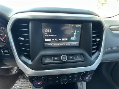 2018 GMC Acadia SLE-2   - Photo 12 - Elkhart, IN 46514