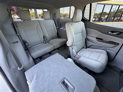 2018 GMC Acadia SLE-2   - Photo 23 - Elkhart, IN 46514