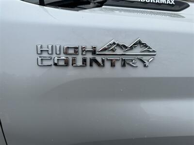 2022 Chevrolet Silverado 2500HD High Country   - Photo 25 - Elkhart, IN 46514