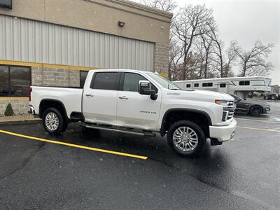 2022 Chevrolet Silverado 2500HD High Country   - Photo 9 - Elkhart, IN 46514